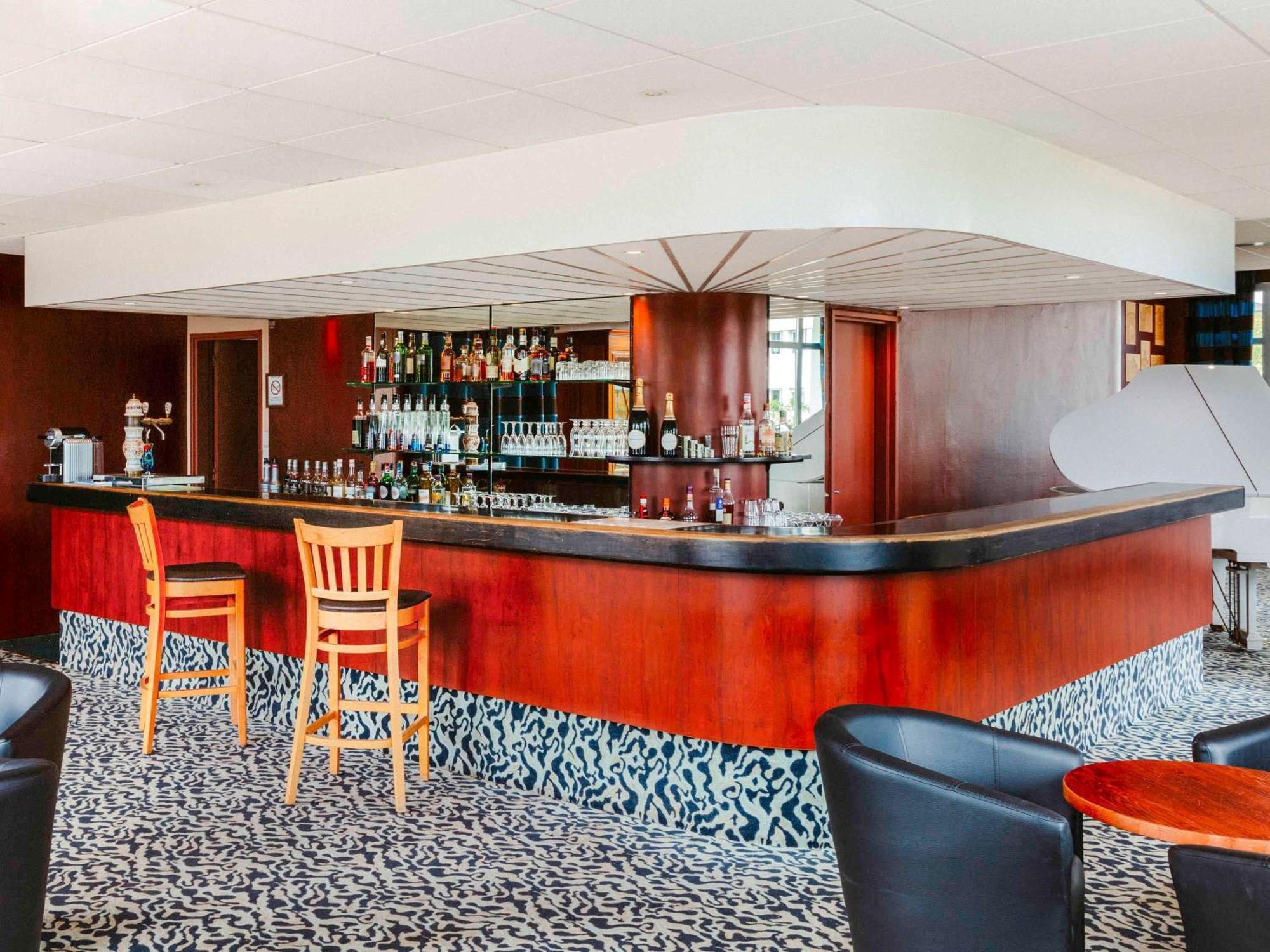 Mercure Nevers Pont De Loire Exterior foto